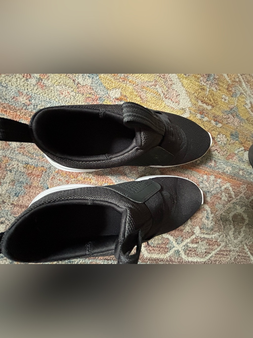NIKE Black & White Slip-On Sneaker VG2 Women’s 10 Comfort Shoes Sneakers - Picture 6 of 11